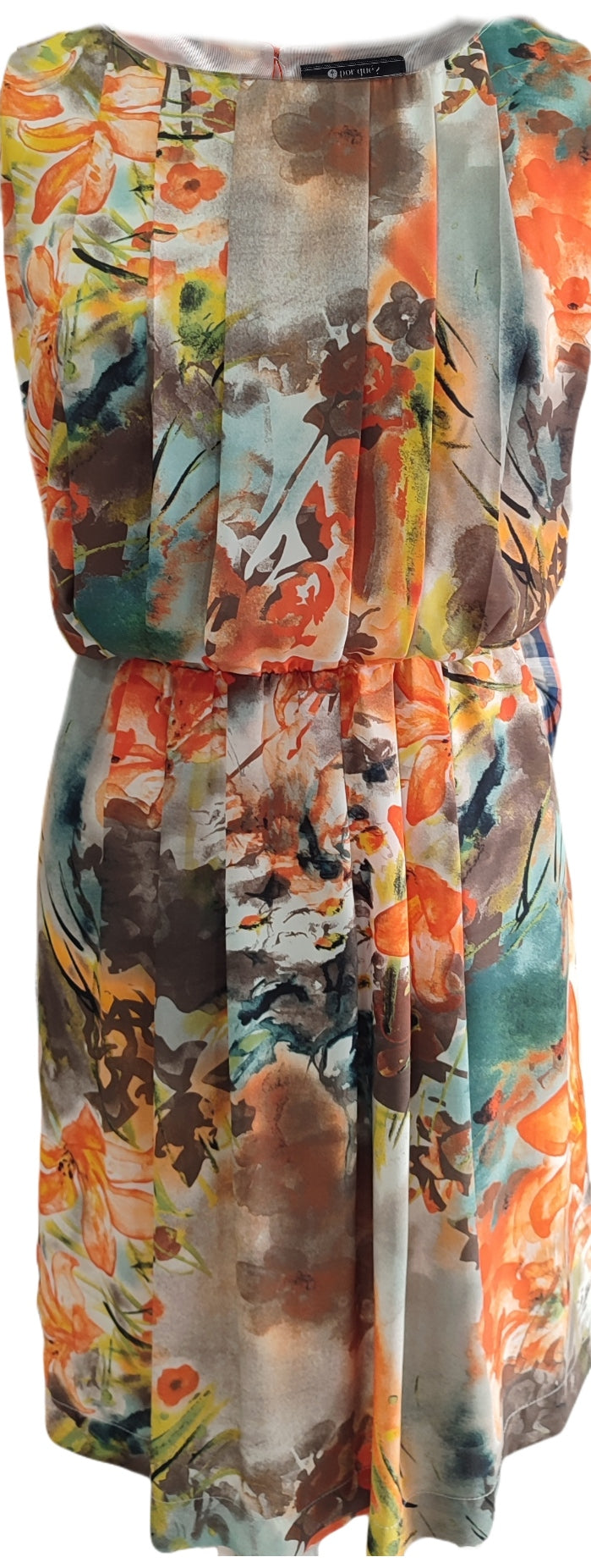 VESTIDO CUELLO PLISADO.
