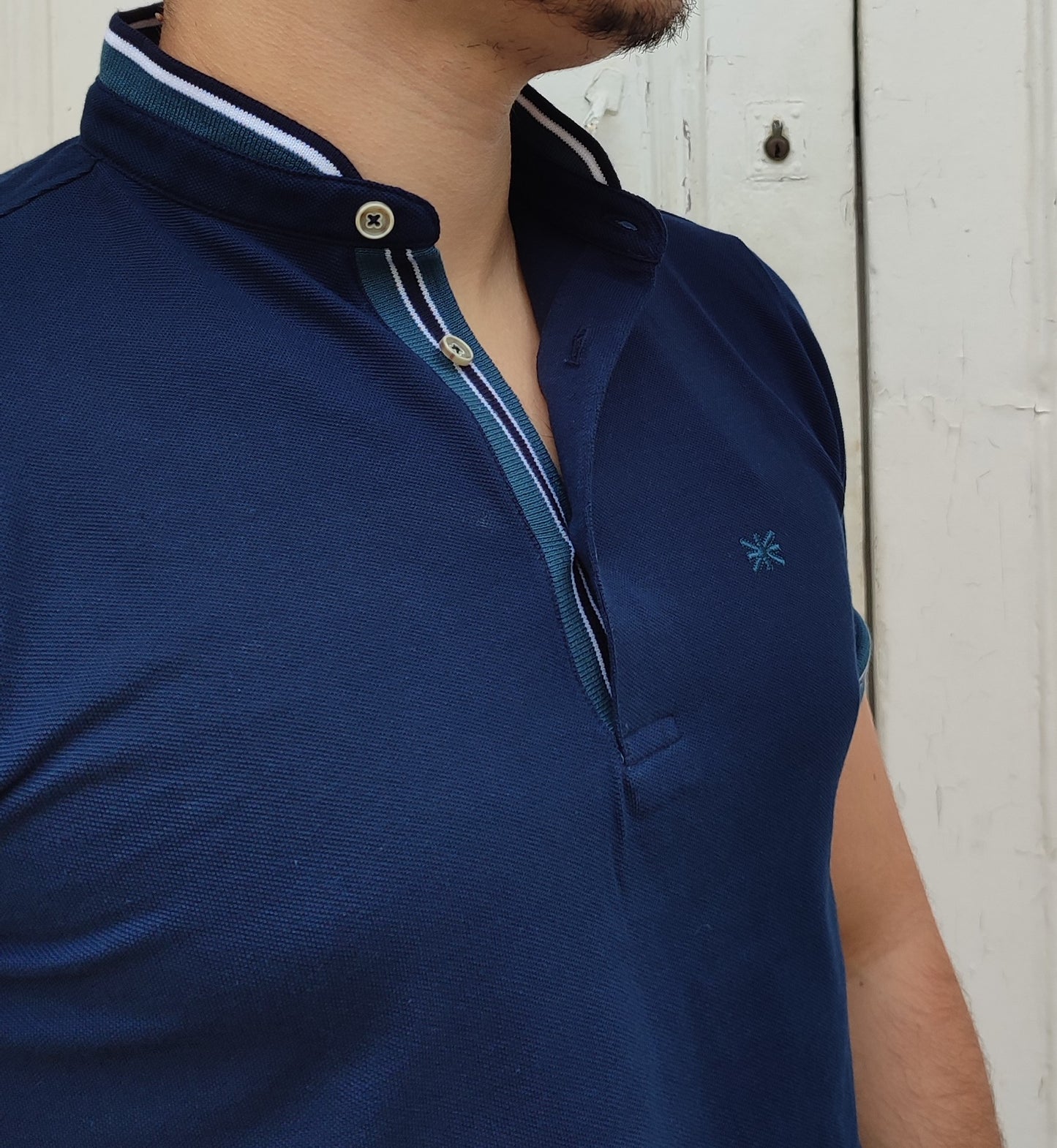 POLO AZUL CUELLO MAO